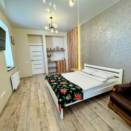 ריבנה Lux Apartment & Центр,Жк Театральний מראה חיצוני תמונה